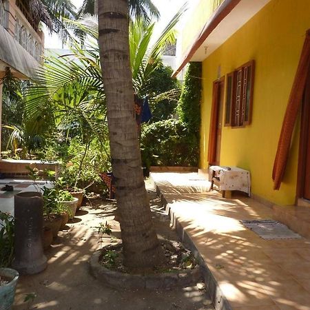 מהבליפורם Shakti Family Guest House מראה חיצוני תמונה
