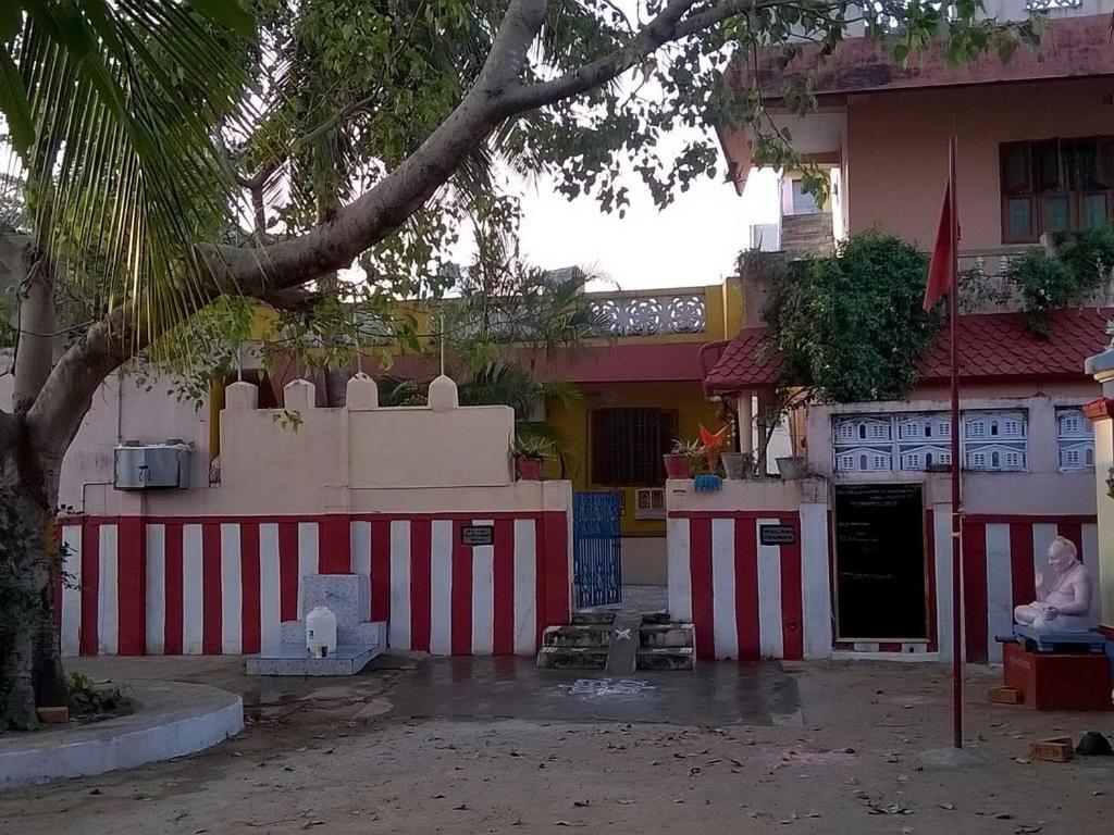 מהבליפורם Shakti Family Guest House מראה חיצוני תמונה