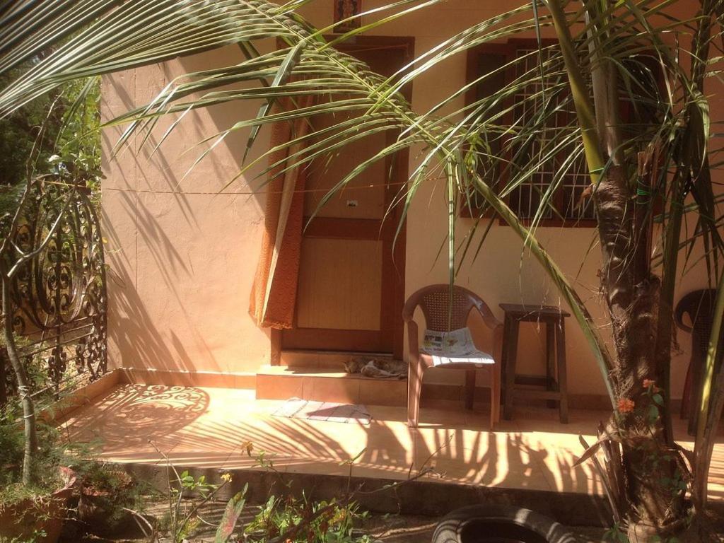 מהבליפורם Shakti Family Guest House מראה חיצוני תמונה